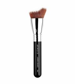 Sigma Beauty - Escova Kabuki Angular - F83: Curved Kabuki