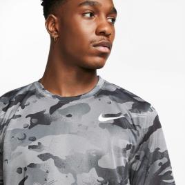 T-shirt Nike Dry - Cinza - T-shirt Running Homem tamanho L