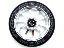 Roda Nokaic Snake 110mm para Scooter Trotinete Freestyle, Borracha Preta, Raio Prateado