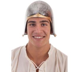 Capacete medieval para soldados em prata e ouro
