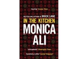 Livro in the kitchen de monica ali (inglês)