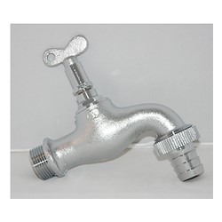TORNEIRA PARA JARDIM LATÃO