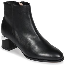 Botins ECLAIRI  Preto Disponível em tamanho para senhora. 36,38,40,41.Mulher > Sapatos > Botins