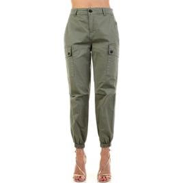 Calça com bolsos WW1214  Verde Disponível em tamanho para senhora. IT 42,IT 44,IT 46.Mulher > Roupas > Calças