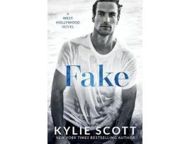 Livro Fake de Kylie Scott ( Inglês )