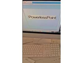 Livro Powerless Point de Joshua Baratz ( Inglês )