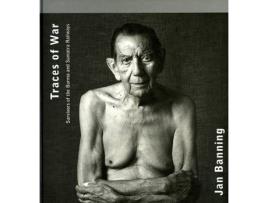 Livro traces of war de jan banning (inglês)