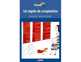Livro Un Regalo De Cumpleaños de Daniel Nesquens (Espanhol)