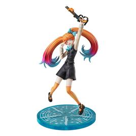 Furyu Pvc 1/7 Destiny Titan 25 Cm Takt Op Statue Laranja
