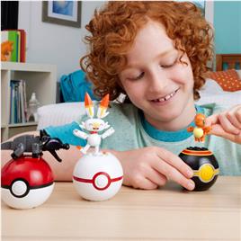 Mega Pokémon Fire Trainer Team Construction Game Prateado