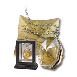 The Noble Collection Rab Locket Replica Dourado