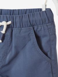 Bermudas coloridas, para menino azul escuro liso com motivo