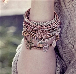 2 Pulseiras Chrysalis® Love  - 1 Pulseir