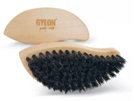 GYEON Q2M Leather Brush