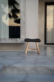 Banqueta Suar em Pele - Preto Natural BAZAR BIZAR