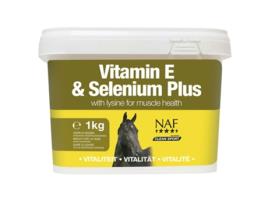 Alimentação Complementar Vitamin E&Selenium Plus 1Kg Douradonaf Equine