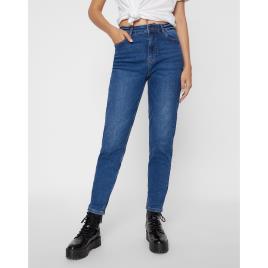 Jeans mom, cintura subida