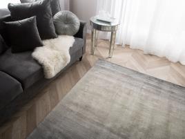 Tapete em viscose 140 x 200 cm cinzento escuro e cinzento claro ERCIS