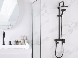 Painel de chuveiro de parede preto GURARA