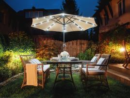 Guarda-sol de jardim creme em alumínio com iluminação LED ? 266 cm RAPALLO