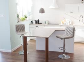 Conjunto de dois bancos de bar creme com altura regulável ORLANDO
