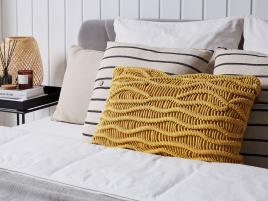 Conjunto de 2 almofadas decorativas amarelas 30 x 50 cm KIRIS
