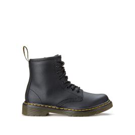 Botas em pele, Delaney Junior