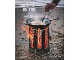 Livro Cooking on Fire de Eva Helbæk Tram e Nicolai Tram (Inglês - Capa Dura)