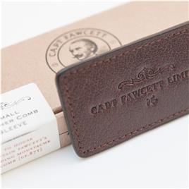 Captain Fawcett Capa de Couro do Capitão Fawcett para Pente de Barba Bigode Dobrável (CF.87T) - Made in England