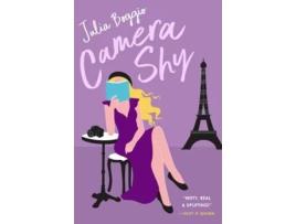 Livro Camera Shy a grumpy sunshine romance about learning to take risks de Julia Boggio (Inglês)