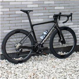ORBEA Orca M20iLTD Bicicleta personalizada preta Ed Wheels Vision Metron 55 2022