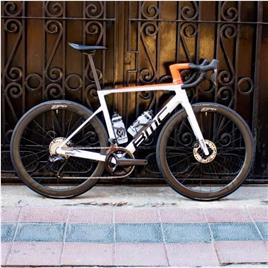 Bicicleta BMC Teammachine SLR01 Ultegra Di2 ZIPP 303S
