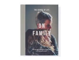 Livro On Family De The School Of Life (inglês)