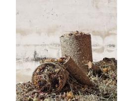 Túnel Recheado com Feno Snack para Coelhos e Roedores Grande RIBERO