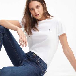 T-shirt em algodão bio, gola redonda e mangas curtas