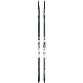  - Skis