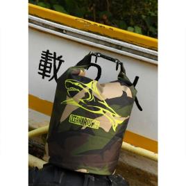 Oceanarium Saco Estanque Great White Shark Camo 5l One Size Green / Brown Camo