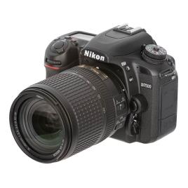 MÁQUINA FOTOGRÁFICA NIKON D7500 18-140VR